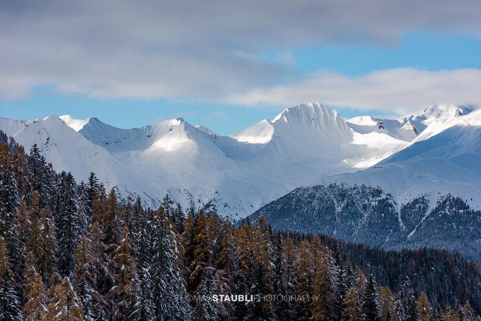 Blick zum Pizza Naira u.a.