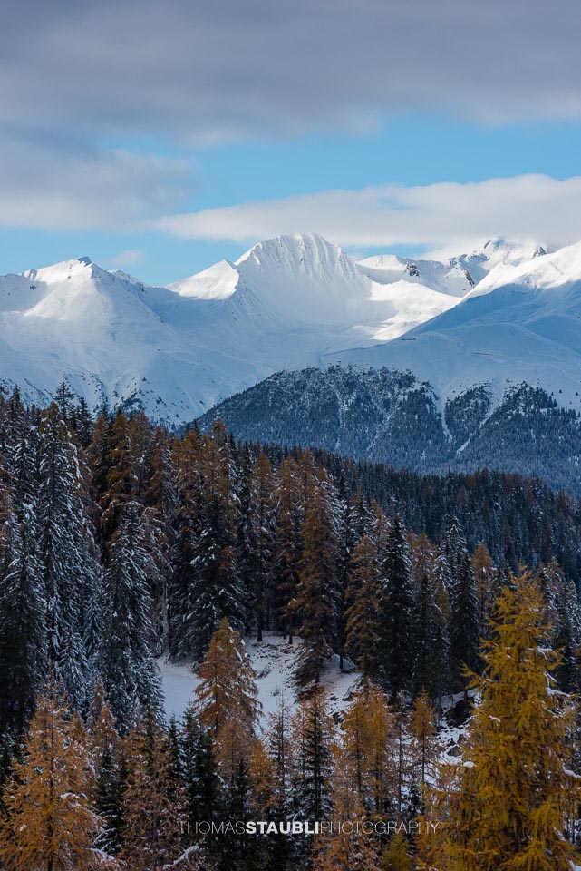 Blick zum Pizza Naira u.a.