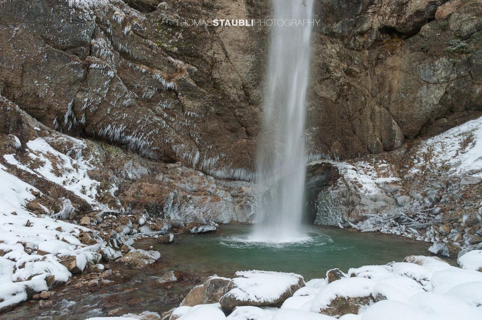Wasserfall-Leuenfall im Winter