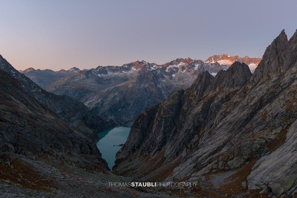 Morgendämmerung auf der Gelmerhütte