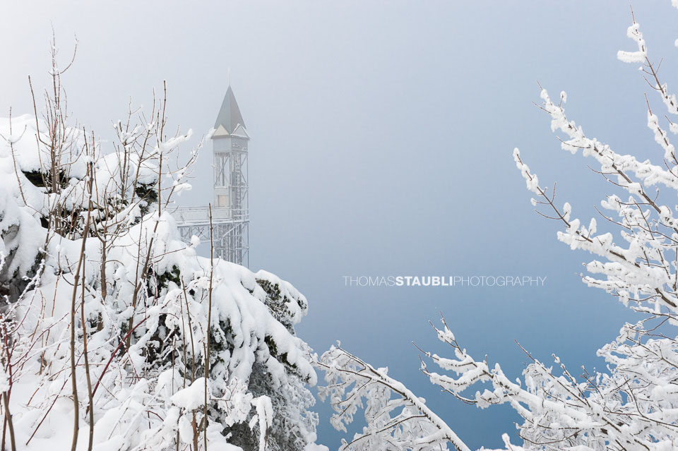 tief verschneiter Hammetschwand-Lift auf dem Bürgenstock