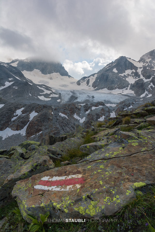 Wolkenschwaden über dem Witenwasserengletscher