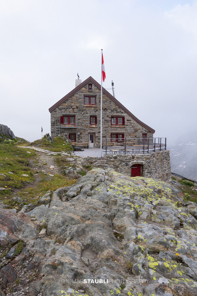 Nebel auf der Rotondohütte im Witenwasserental