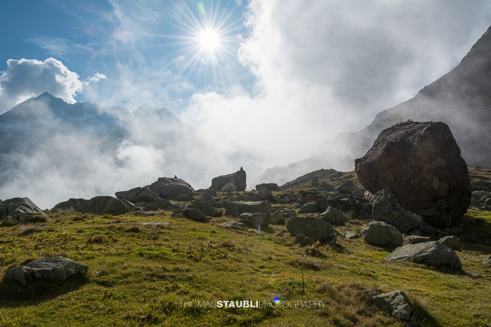 Sonne und Nebel auf der Seewenalp