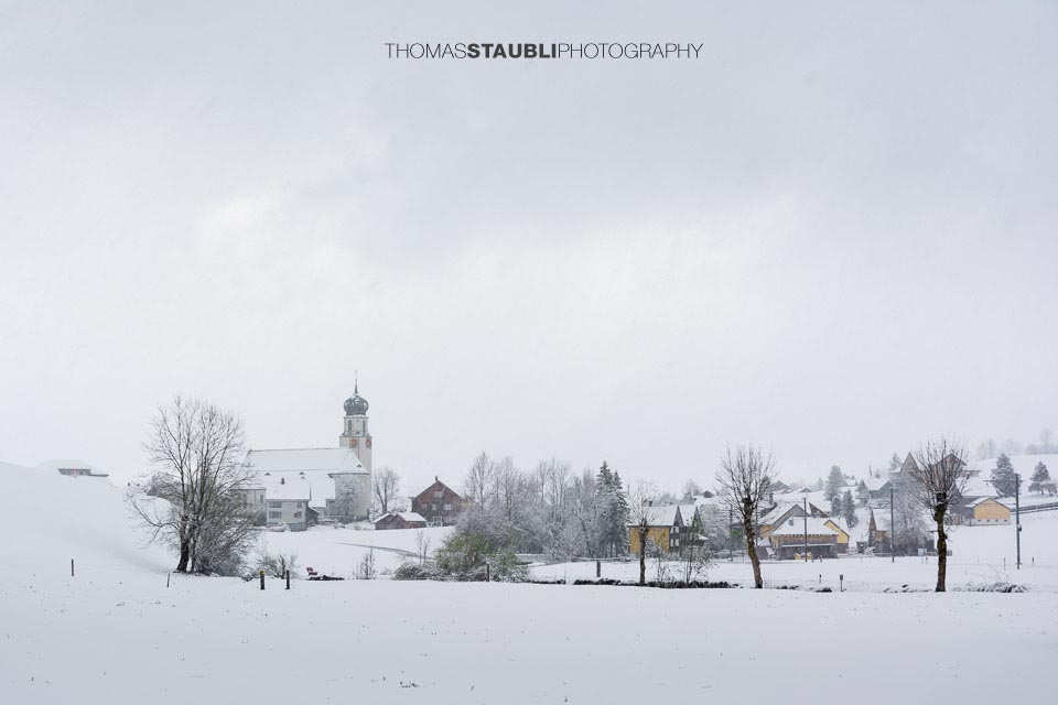 Dorf Schwende im Winter