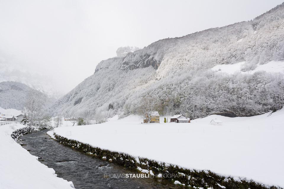 Blick zum verschneiten Alpstein