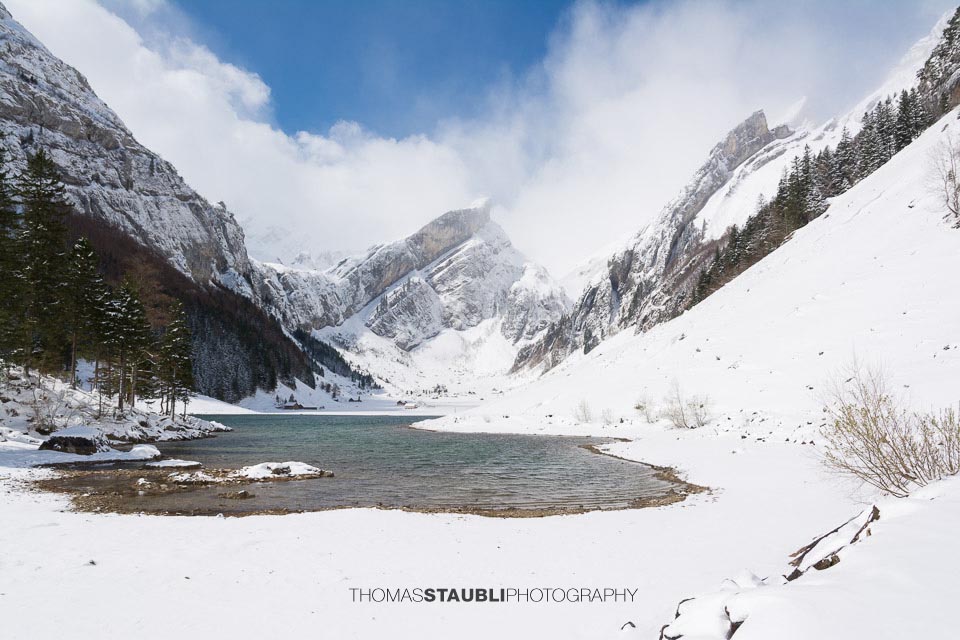 Sonne und Wolken am Seealpsee
