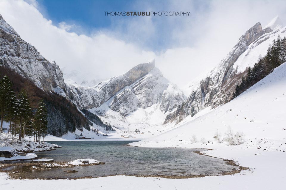 Sonne und Wolken am Seealpsee