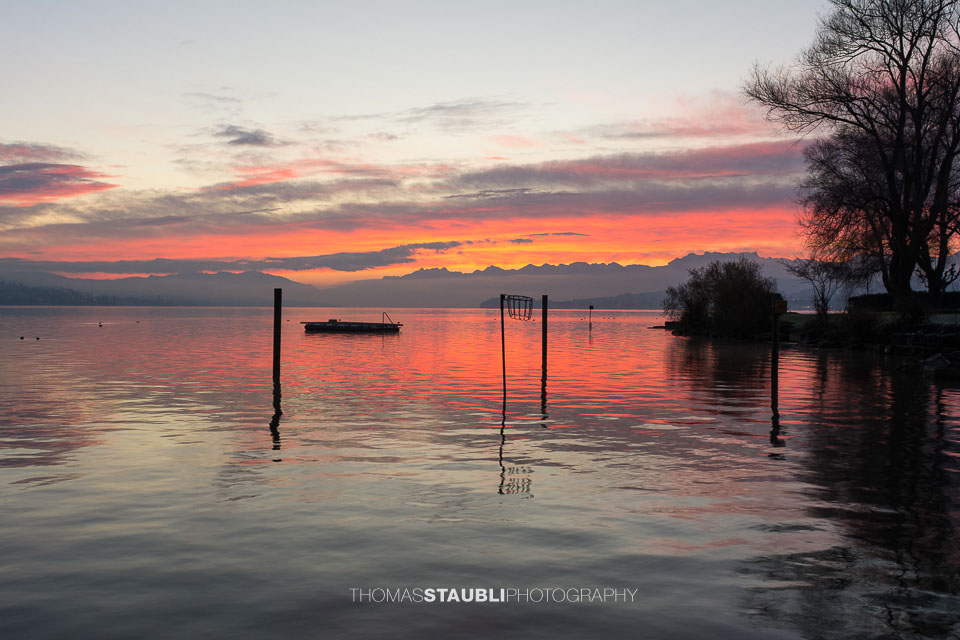 Morgenrot über den Glarner Alpen