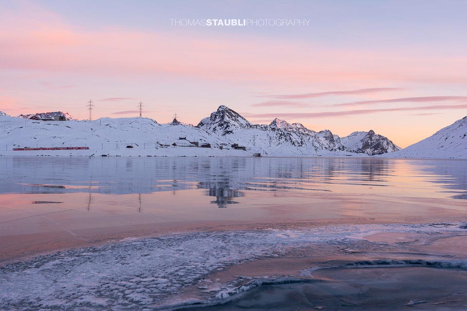 Schwarzeis auf dem Lago Bianco