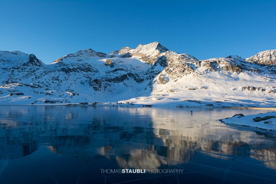 Schwarzeis auf dem Lago Bianco