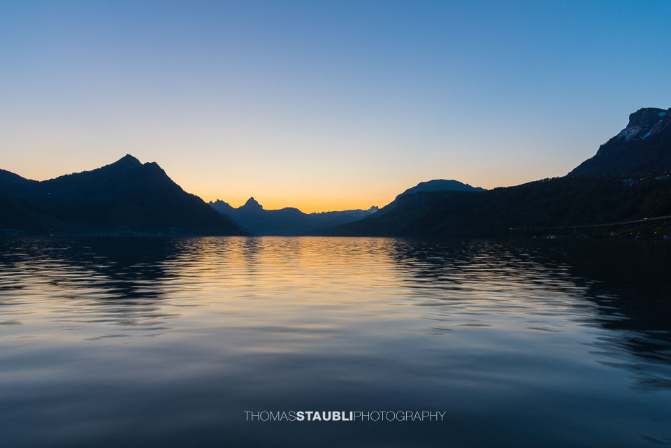 Morgendämmerung über Beckenried am Vierwaldstättersee