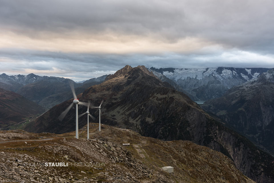 Windkraftwerke auf dem Gütsch