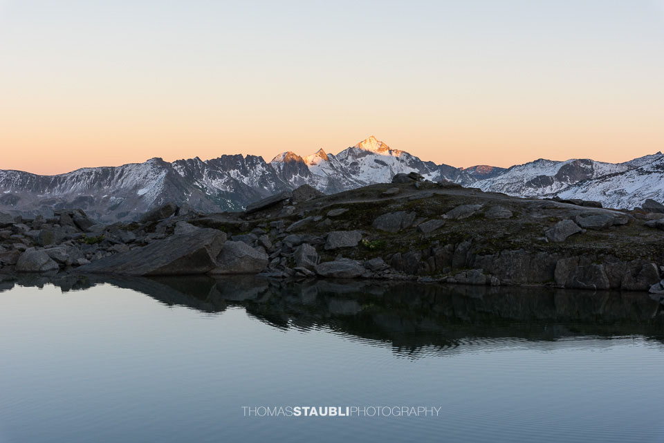 der Pizzo Lucendro im letzten Sonnenlicht