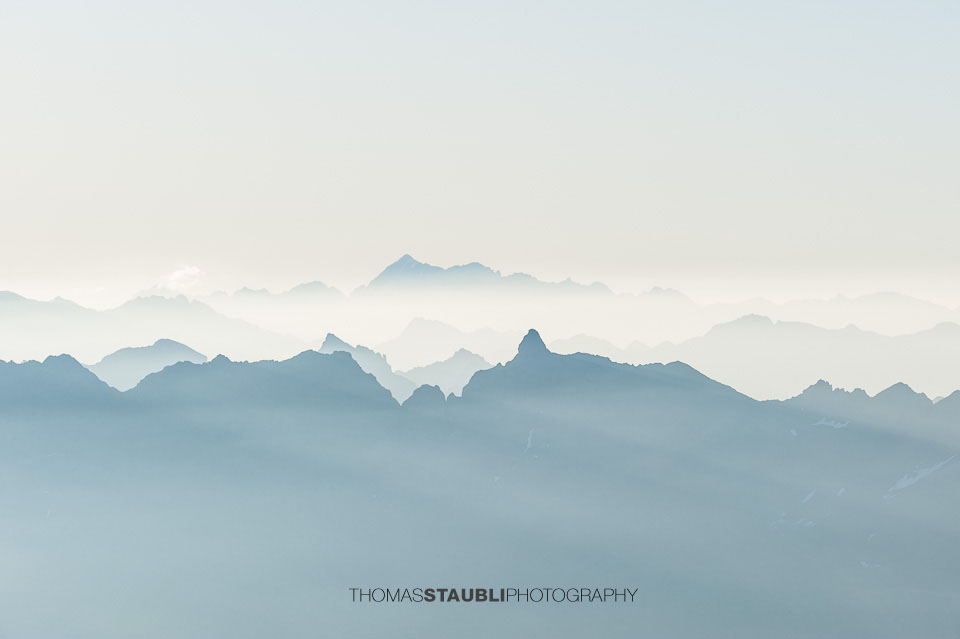Alpenpanorama auf dem Munt Pers