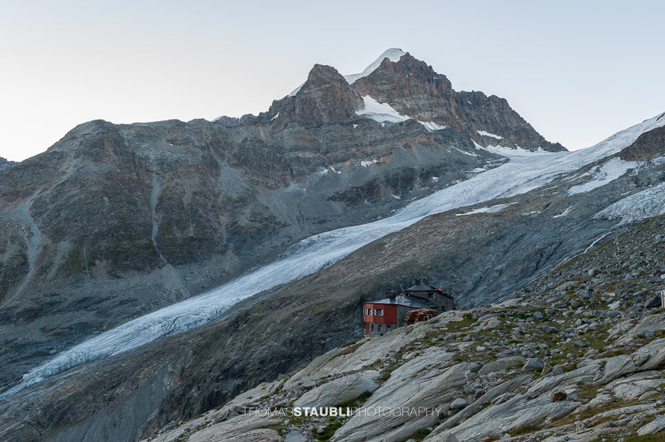 Morgendämmerung auf der Coazhütte