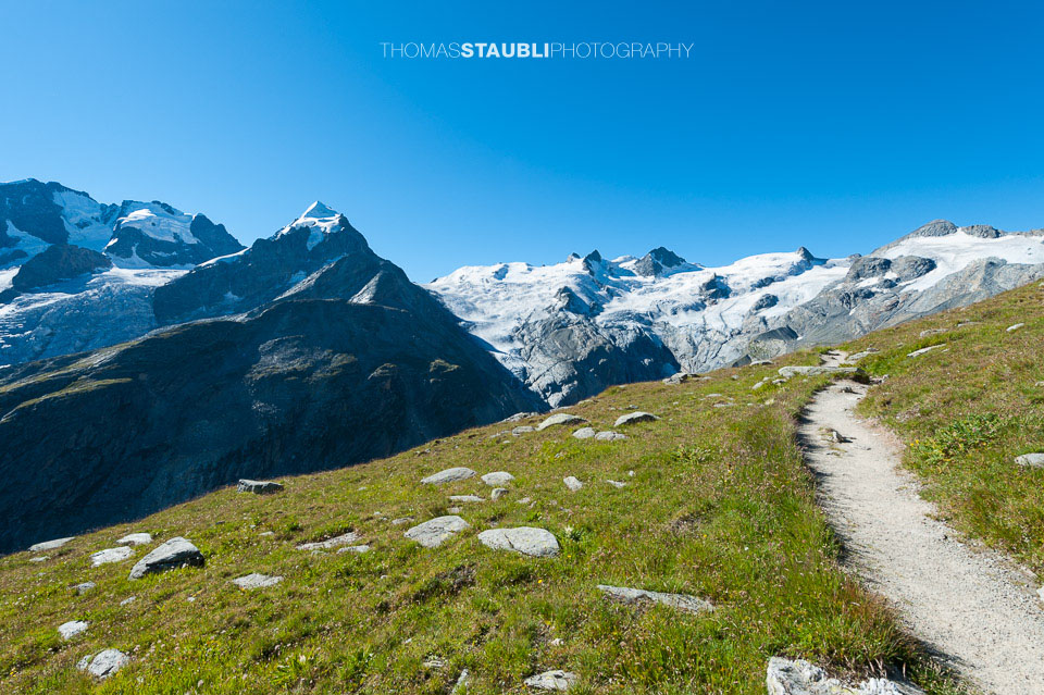 Wanderweg zur Coazhütte im Val Roseg