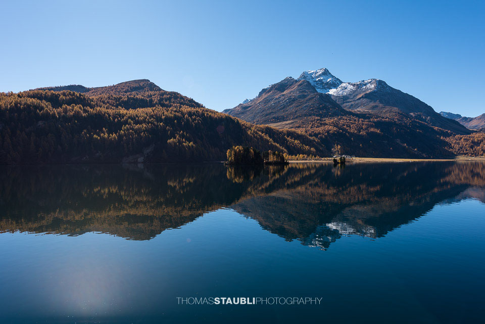 der Piz da la Margna spiegelt sich im Lej da Segl