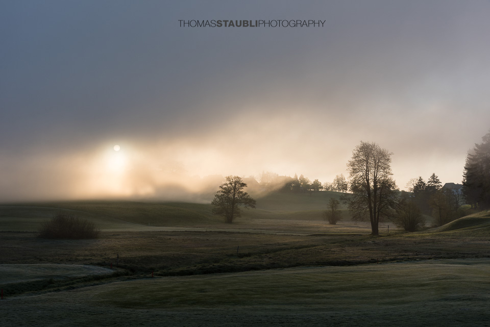 Sonne und Wolken im Wechsel