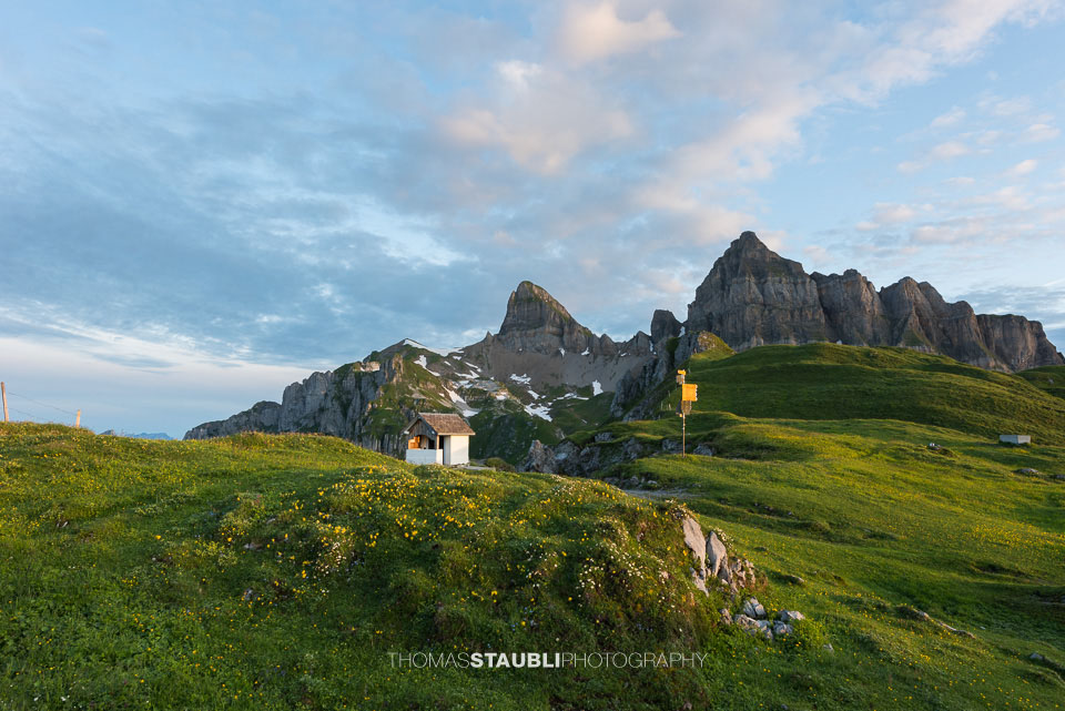 auf dem Chinzig Chulm mit Blick zum Rossstock und Fulen