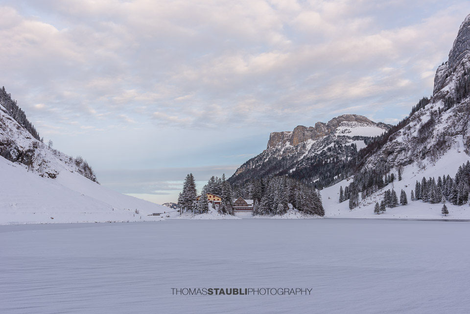Winterruhe am Seealpsee im Alpstein