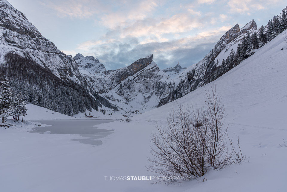 Winterruhe am Seealpsee im Alpstein