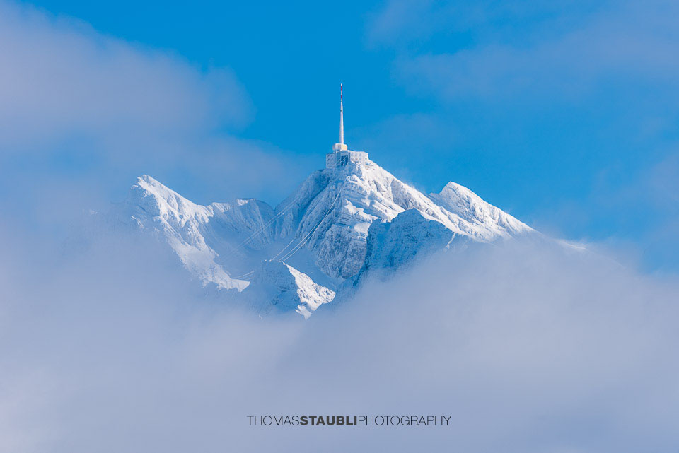 Blick zum verschneiten Säntis