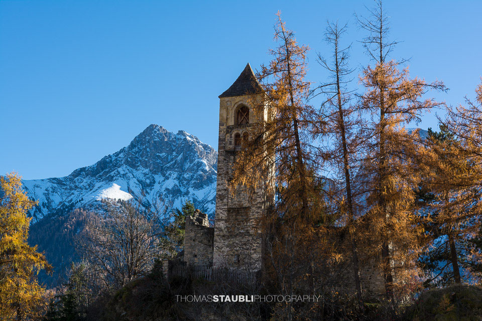 San Peder – mittelalterliches Kirchengebäude in Sent