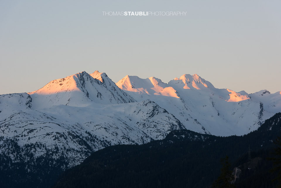 Abendrot über dem Hüreli, Piz Muttala, Piz Por u. a.