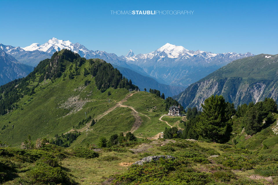 Blick zur Rieder Furka, Riederhorn und Weisshorn