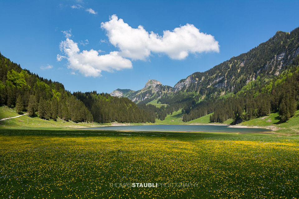 Sonne und Wolken am Sämtisersee