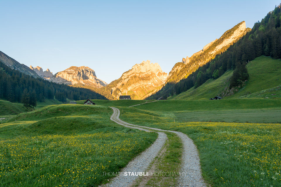 Blick vom Appenzeller Sämtis Richtung Hundstein