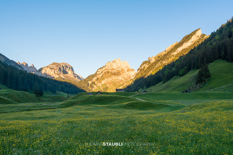 Blick vom Appenzeller Sämtis Richtung Hundstein