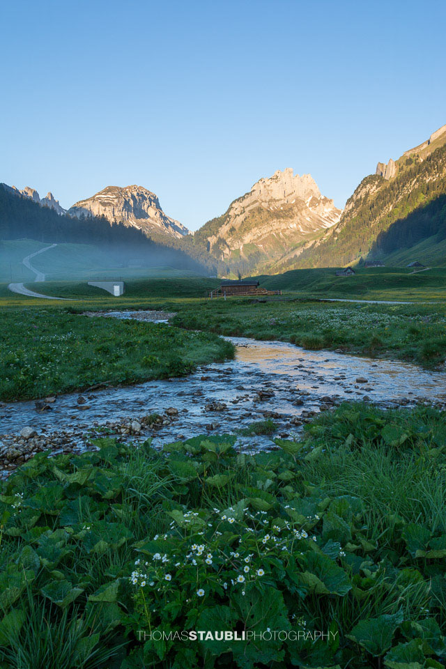 Blick vom Appenzeller Sämtis Richtung Hundstein