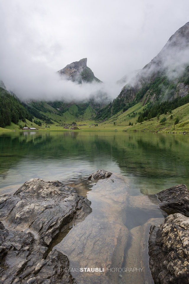 Wolkenverhangener Seealpsee