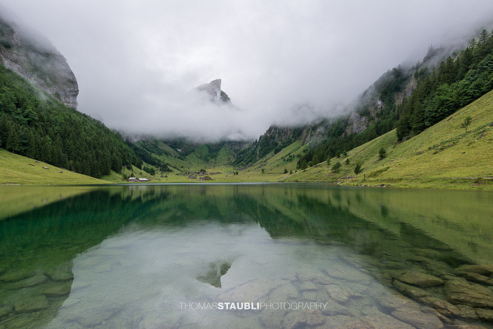 Wolkenverhangener Seealpsee