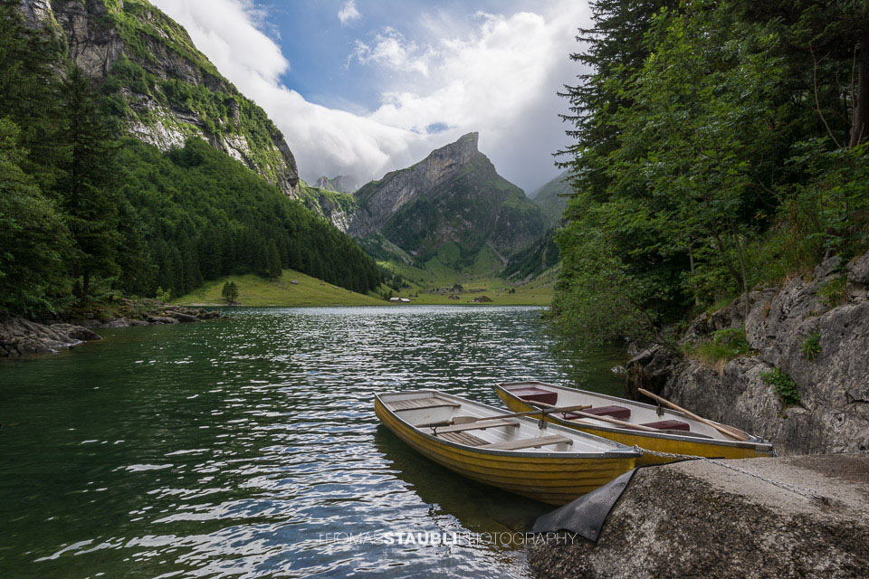 Ruderboote am Seealpsee