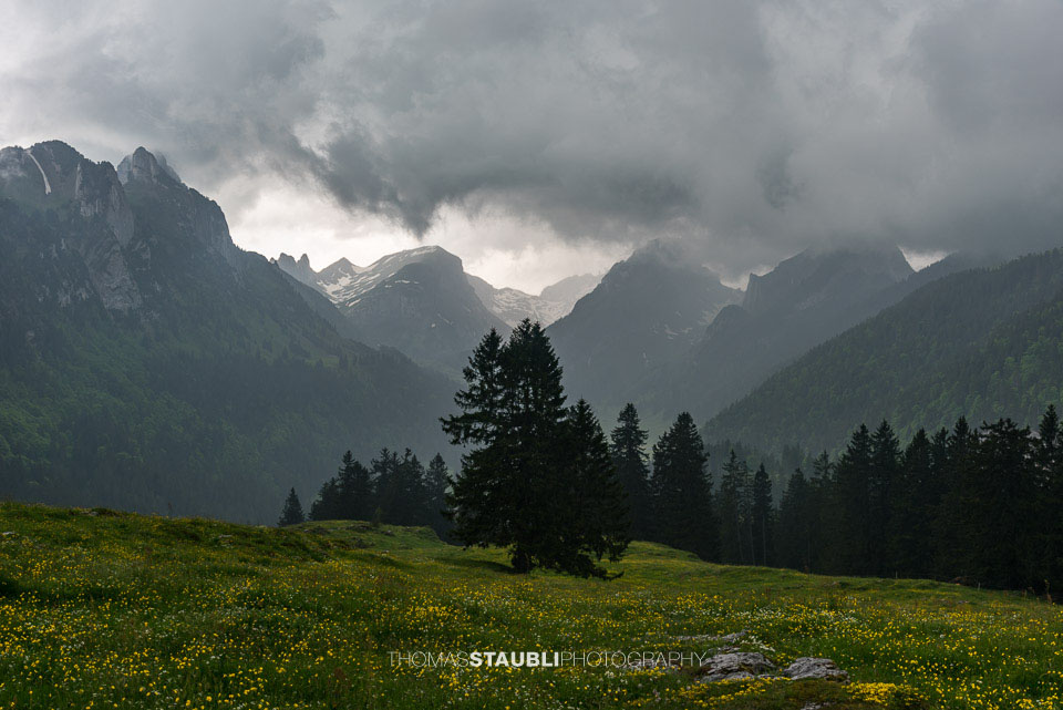 Gewitterwolken über dem Alpstein