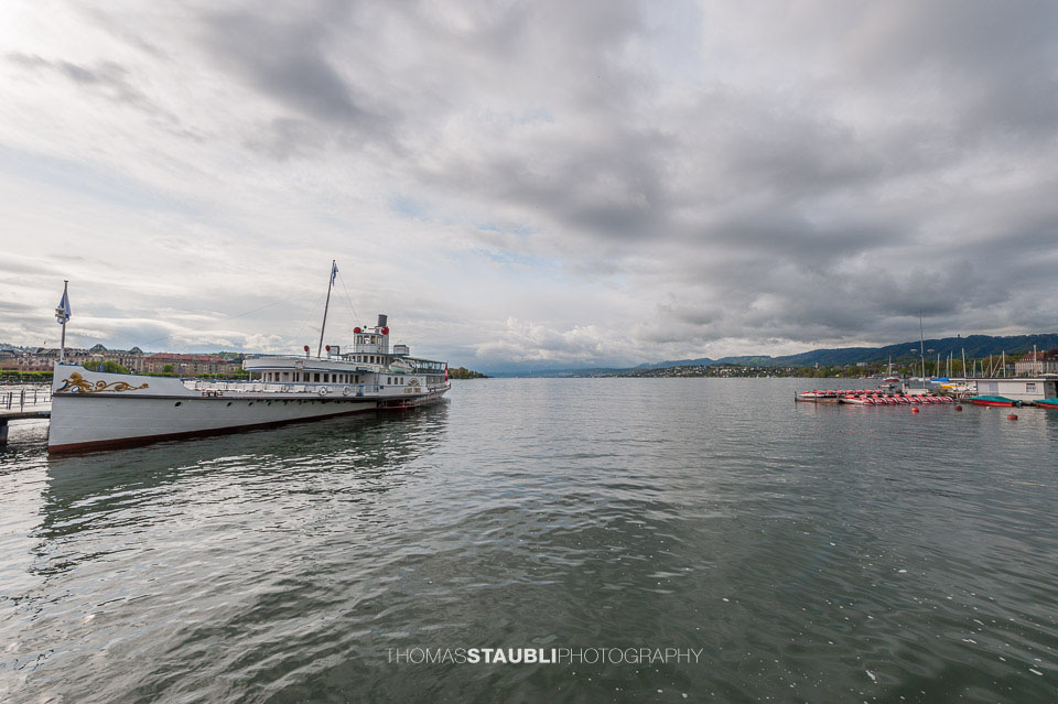 Zürichseeschiff am Bürkliplatz