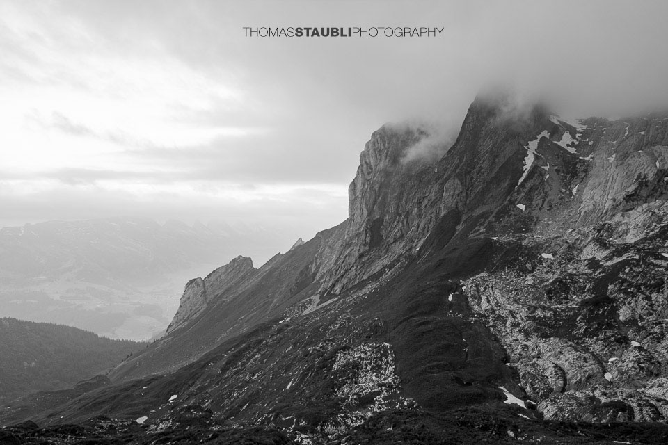 Moor und Girespitz im Nebel