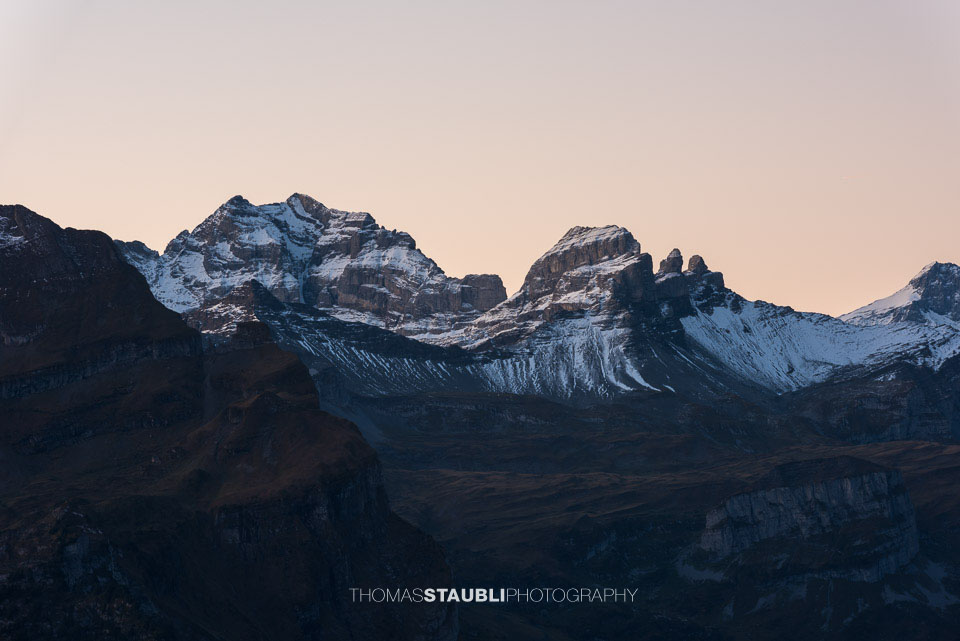 Schächentaler Windgällen und Alpler Torstock im Morgenlicht