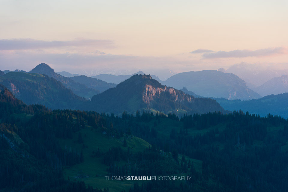 Blick vom Brüschstockbügel Richtung Roggenstock, Stock und Fronalpstock
