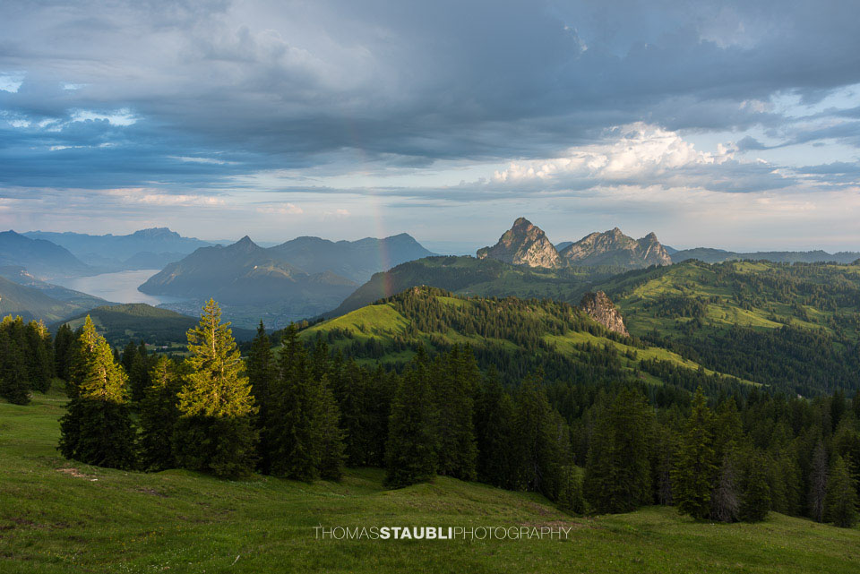Regenbogen über der Ibergeregg