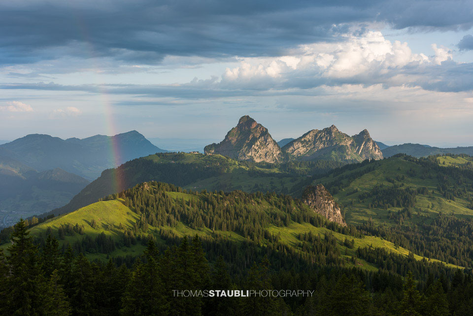 Regenbogen über der Ibergeregg