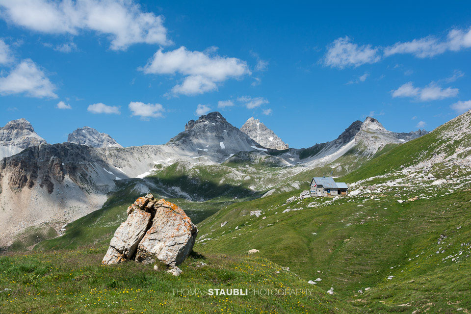 Wolken und Sonne über der Cufercalhütte