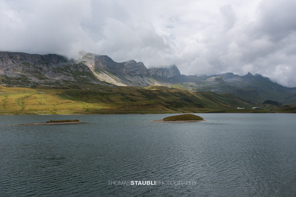 dicke Wolken über dem Tannensee