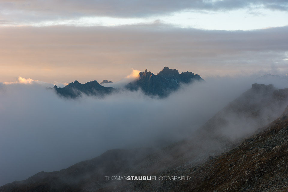 Morgenstimmung über den Bündner Alpen