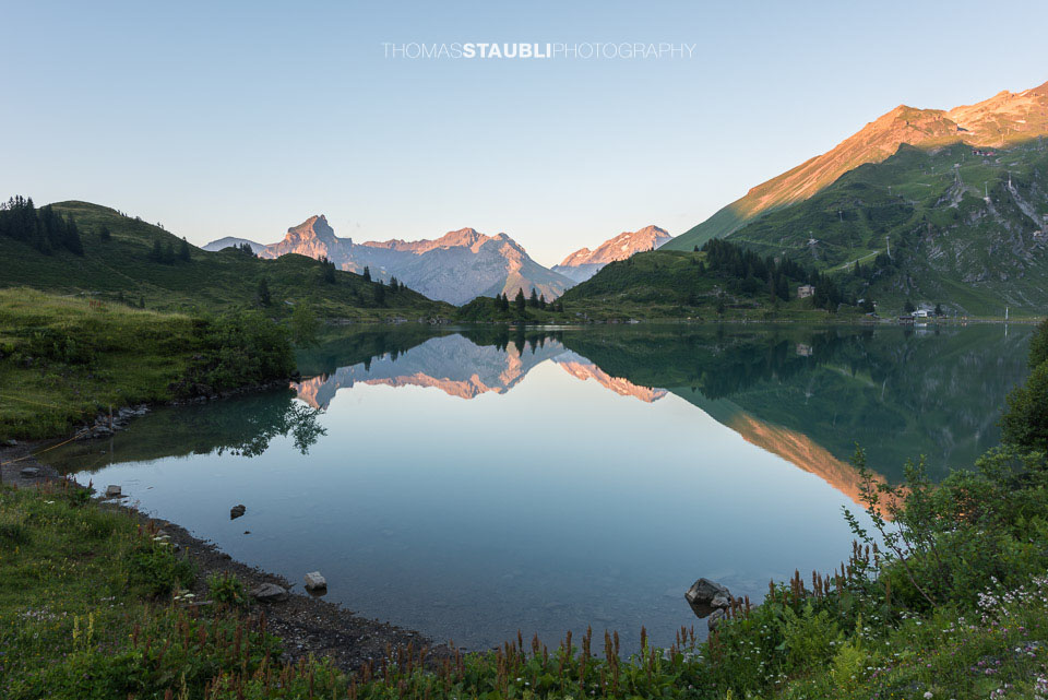 Hahnen, Stotzigberg, Wissberg und Schlossberg in der Abendsonne