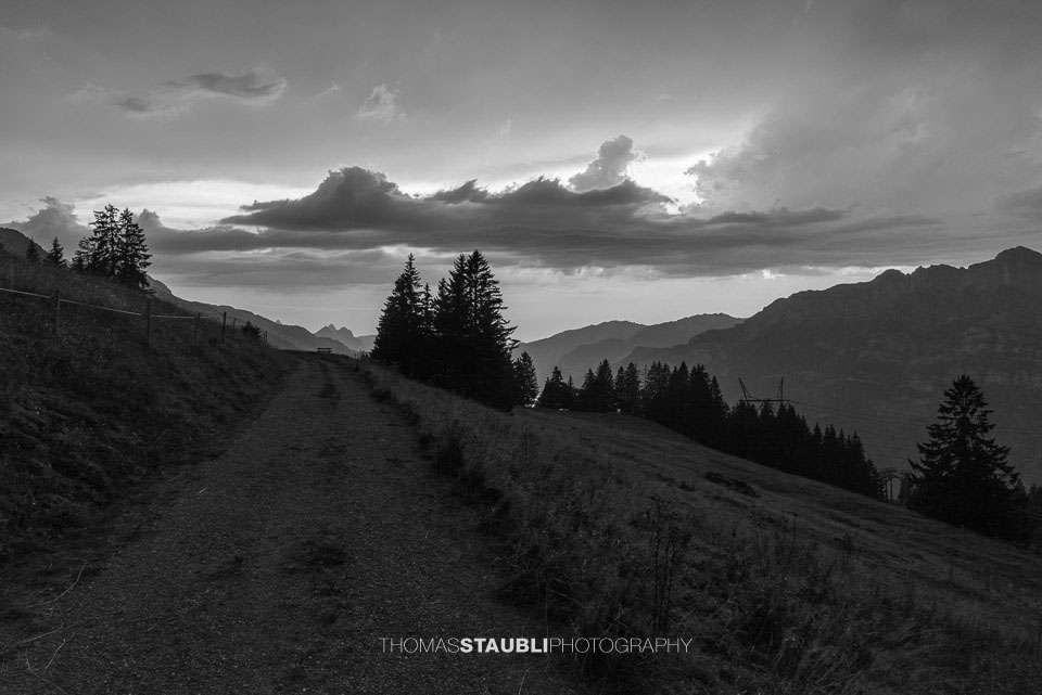 Gewitterstimmung auf der Tannenbodenalp