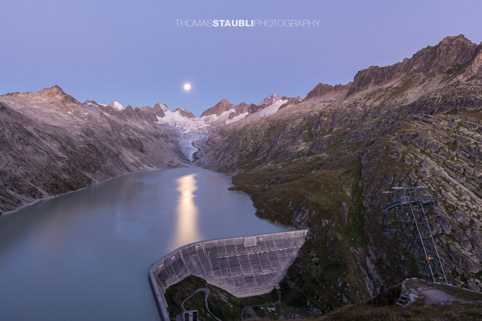 Vollmond über dem Oberaarsee